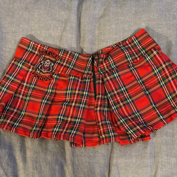Spirit Plaid School Costume - Picture 3 of 7